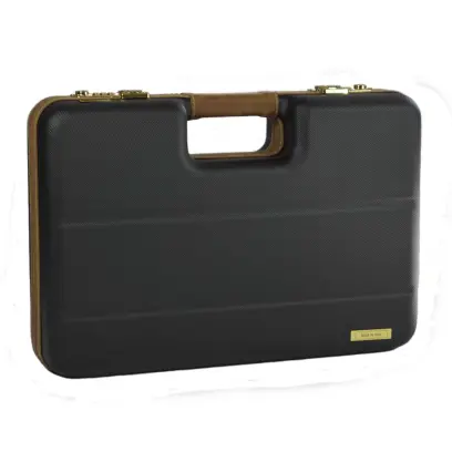 Tvrdé plastové pouzdro na pistole s koženým lemováním a sametovou podšívkou